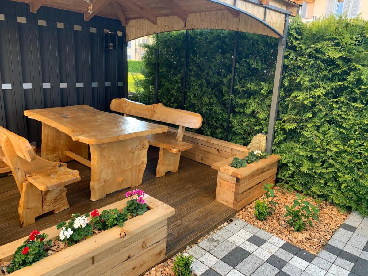 Studio Cosy Au Centre De Couvet Экстерьер фото