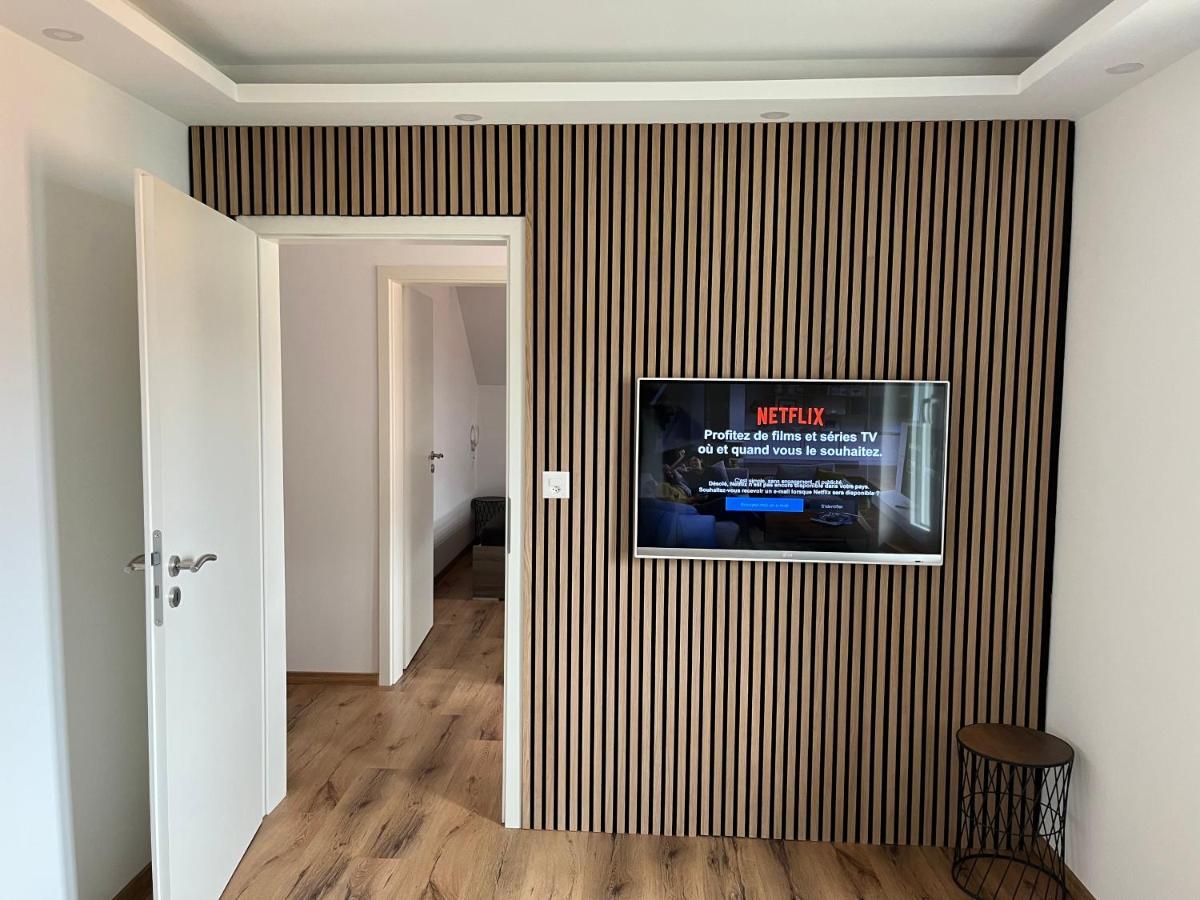 Studio Cosy Au Centre De Couvet Экстерьер фото