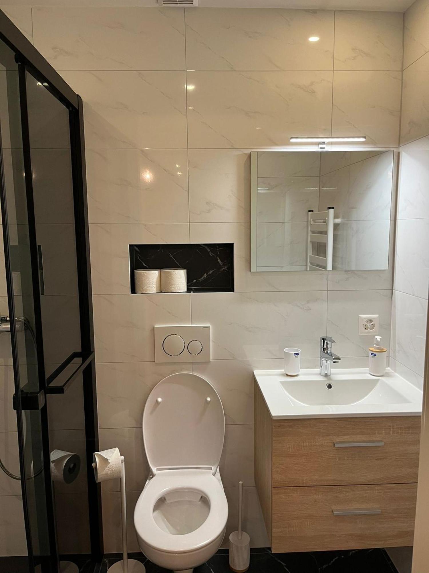 Studio Cosy Au Centre De Couvet Экстерьер фото