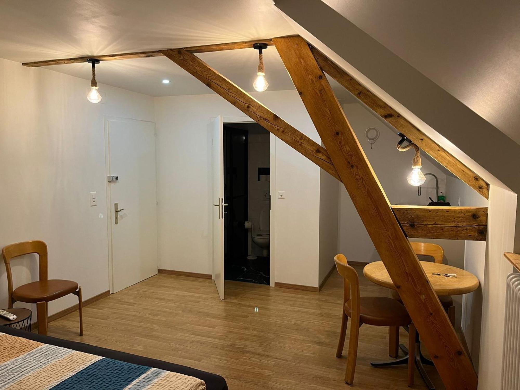 Studio Cosy Au Centre De Couvet Экстерьер фото