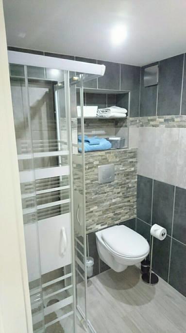 Studio Cosy Au Centre De Couvet Экстерьер фото